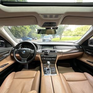 BMW 7 Series 2013 Model 730Li Luxury Line - 图片 6