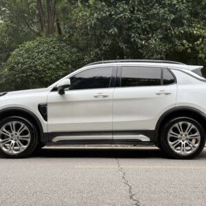 Lynk & Co 01 2019 Model 2.0T 2WD Pro Edition - 图片 4