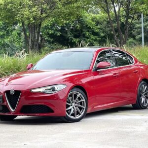 Alfa Romeo Giulia 2017 2.0T 200HP Luxury Edition