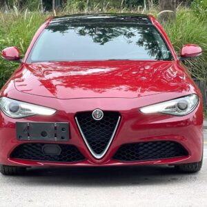Alfa Romeo Giulia 2017 2.0T 200HP Luxury Edition - 图片 2