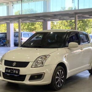Suzuki 2015 Swift 1.3 standard model - 图片 1