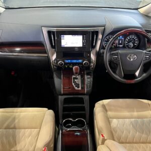 Toyota Alphard - 图片 9
